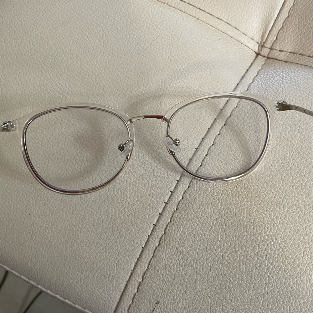 OTTO Transparent Frame Glasses - Picture 3 of 9